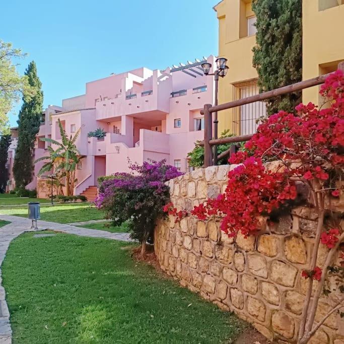 Apartamento En Marbella Guadalmina Primera Linea De Campo De Golf Los Cartujanos Dış mekan fotoğraf